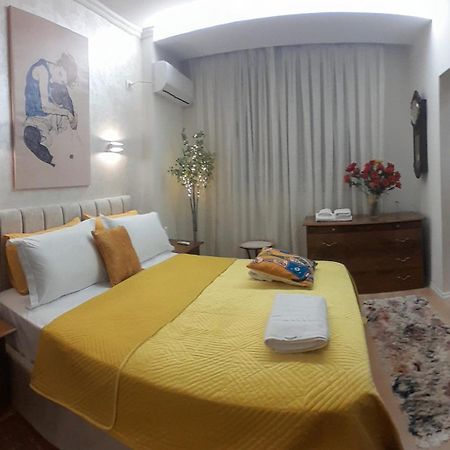 Bani'S Cozy Lovely Apt Tirana Exterior foto