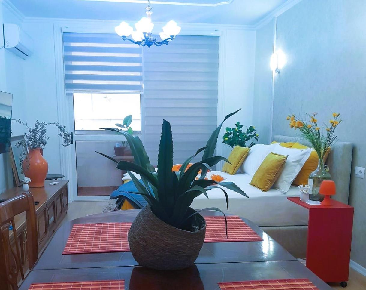 Bani'S Cozy Lovely Apt Tirana Exterior foto